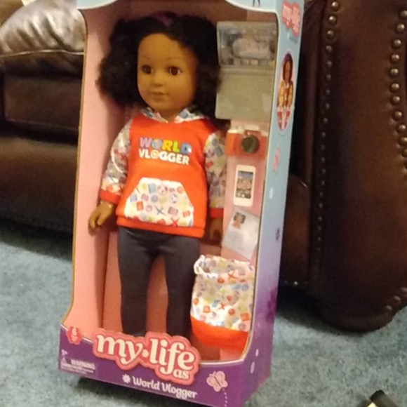 My Life Other - My Life as World Vlogger Doll